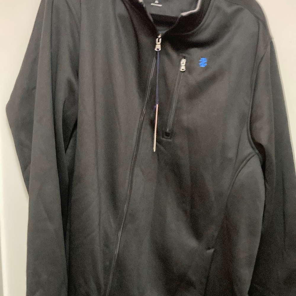 Izod men’s zipper sweatshirt